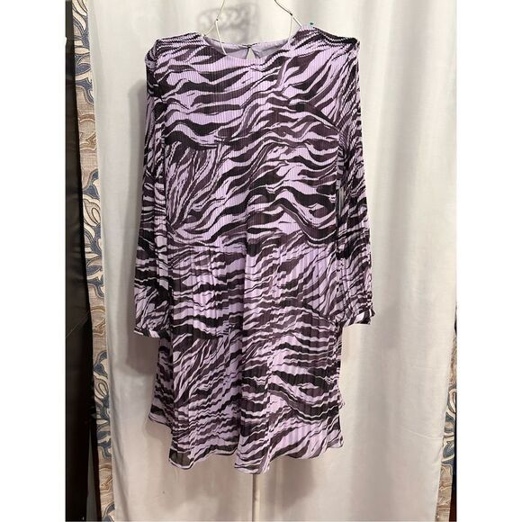 NEW WITH TAGS Nine West Womens size large lightweight Crystal Pleated Shift Dres - Picture 1 of 9